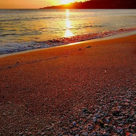 Beach Home Agnone Bagni